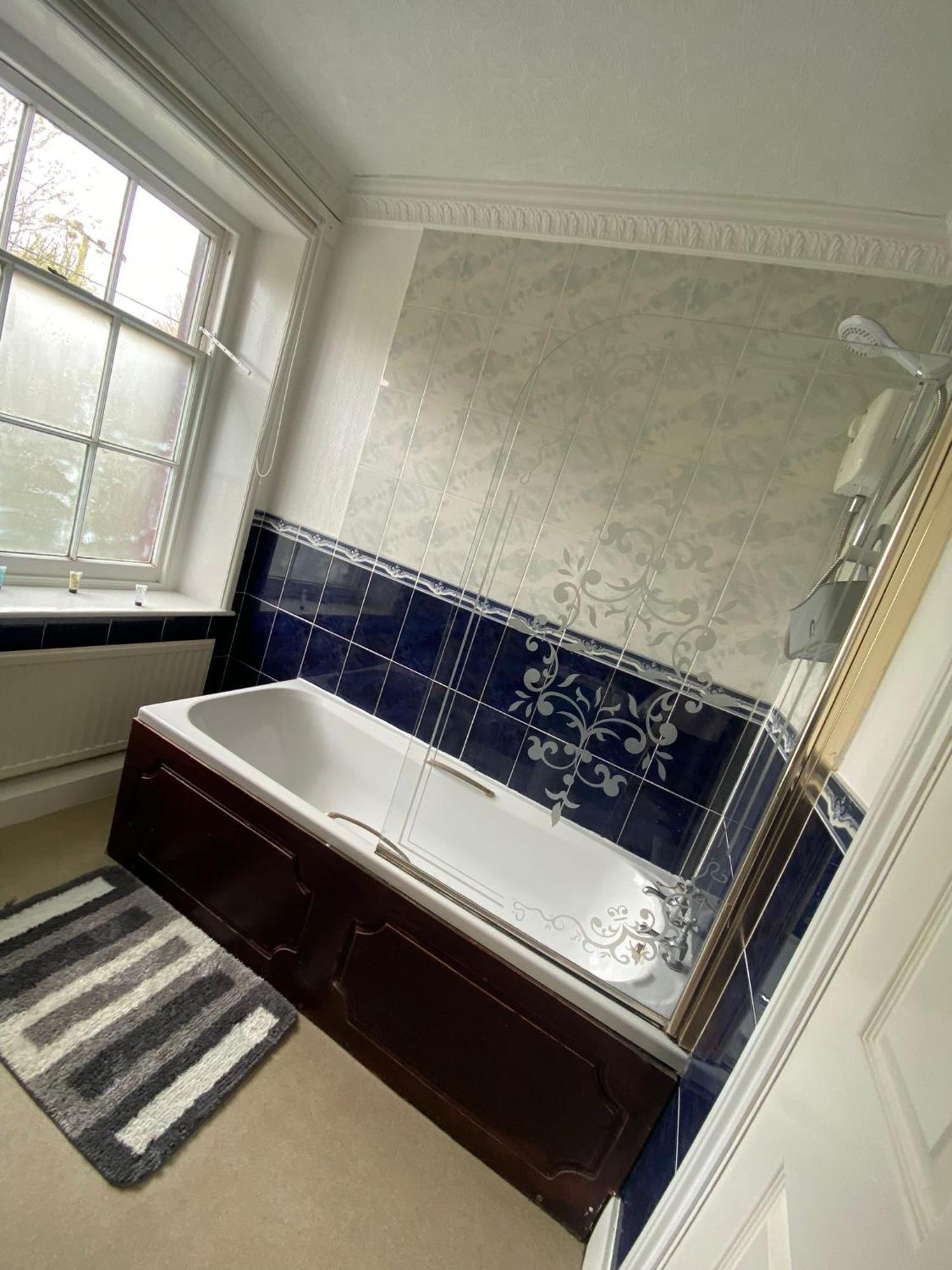 The Penruddocke Arms Bed and Breakfast Dinton  Buitenkant foto